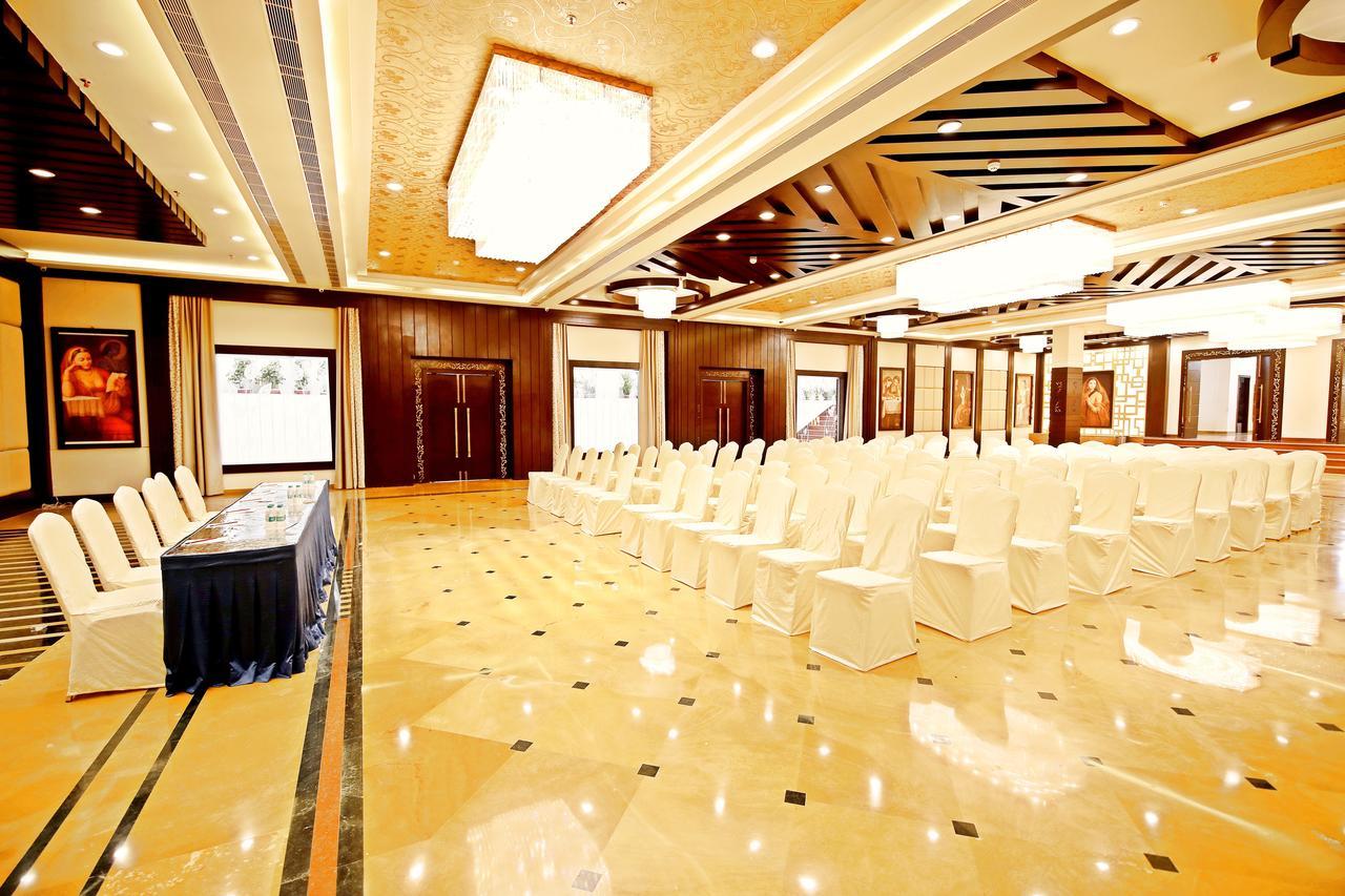 Spectrum Resort, Spa & Residences Udaipur Kültér fotó